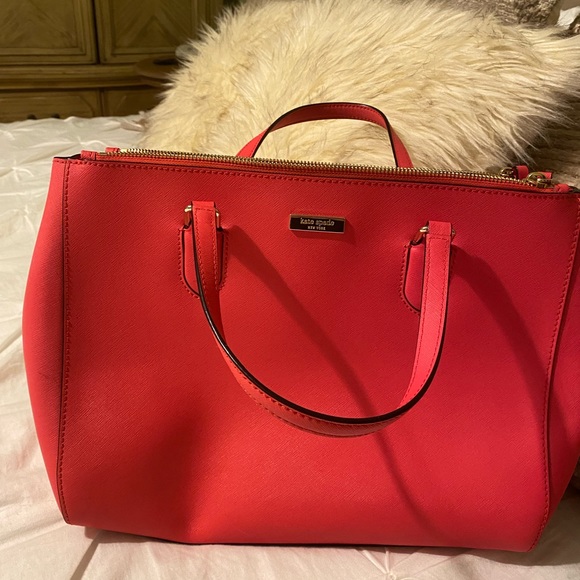 Sold - Picture 3 of 3